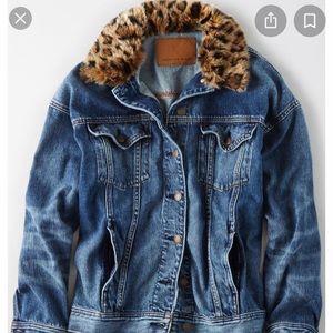 American Eagle Faux Leopard Collar Denim Jacket